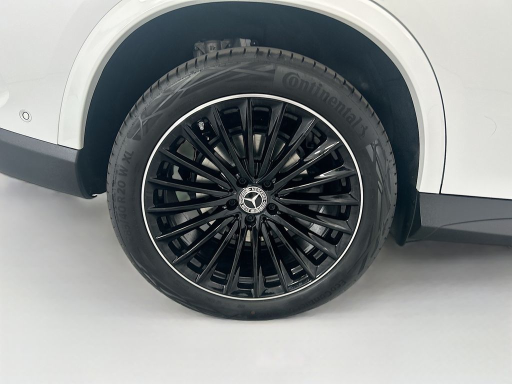 Thumbnail: 2026 Mercedes-Benz GLC - 32