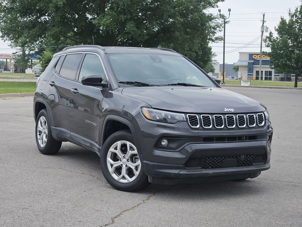 Baltic Gray Metallic Clearcoat 2024 Jeep Compass Latitude 4WD SUV / Crossover Four-Wheel Drive 8-Speed Automatic