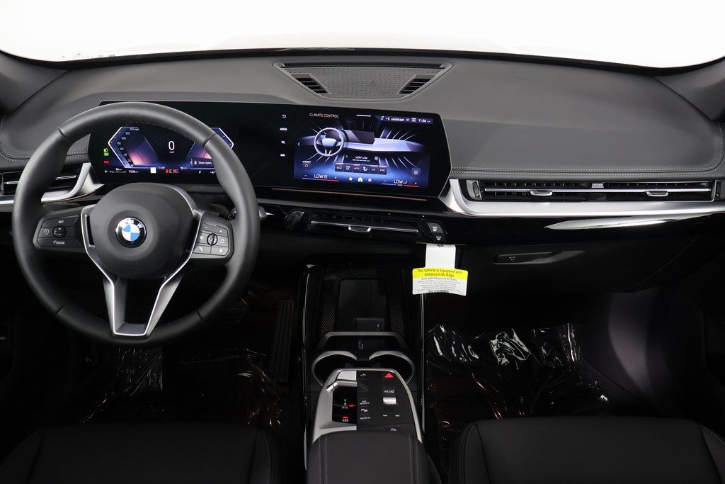 Thumbnail: 2026 BMW X1 - 4