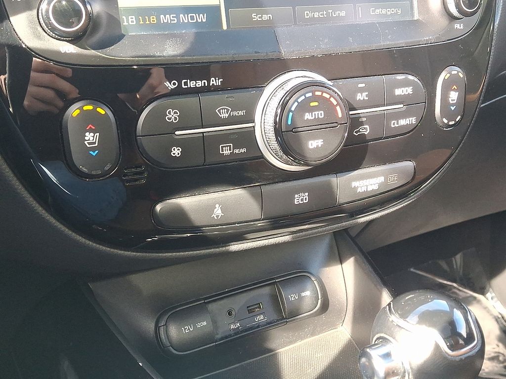 Thumbnail: 2015 Kia Soul - 16