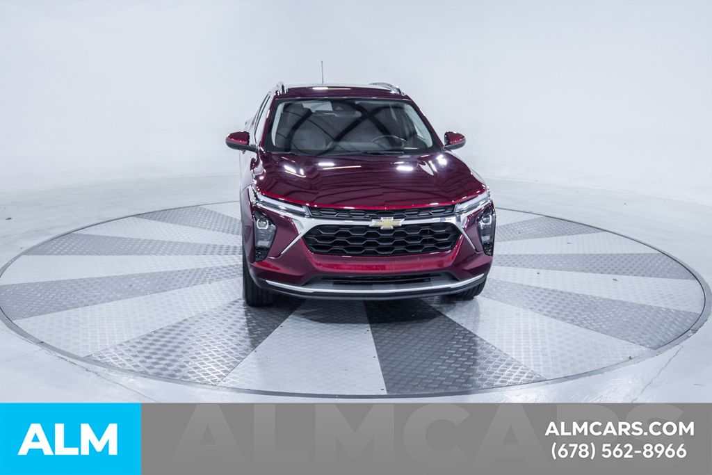 Used 2025 Red Chevrolet LT image 15