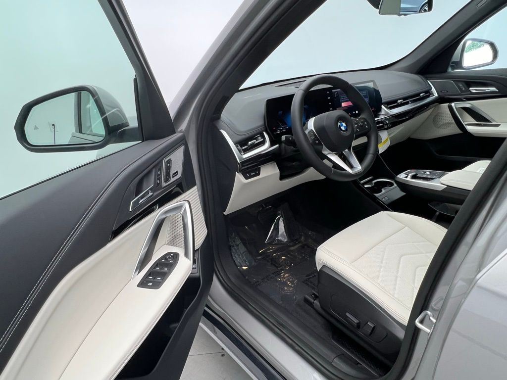 Thumbnail: 2026 BMW X1 - 21