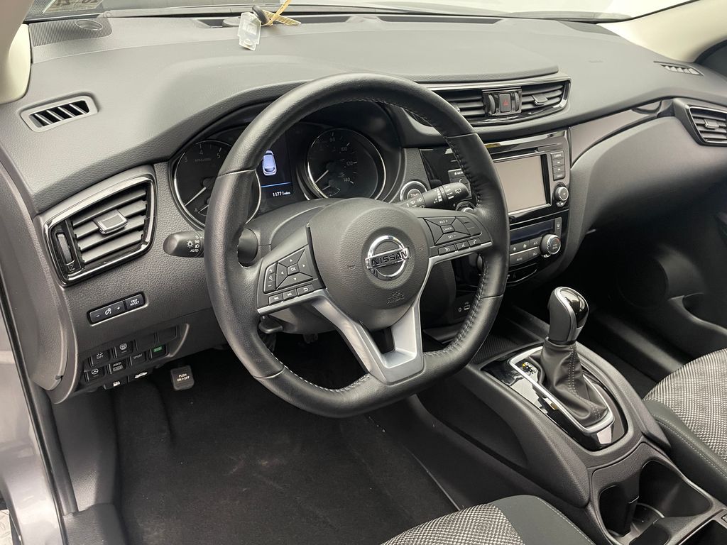 Thumbnail: 2022 Nissan Rogue Sport - 11