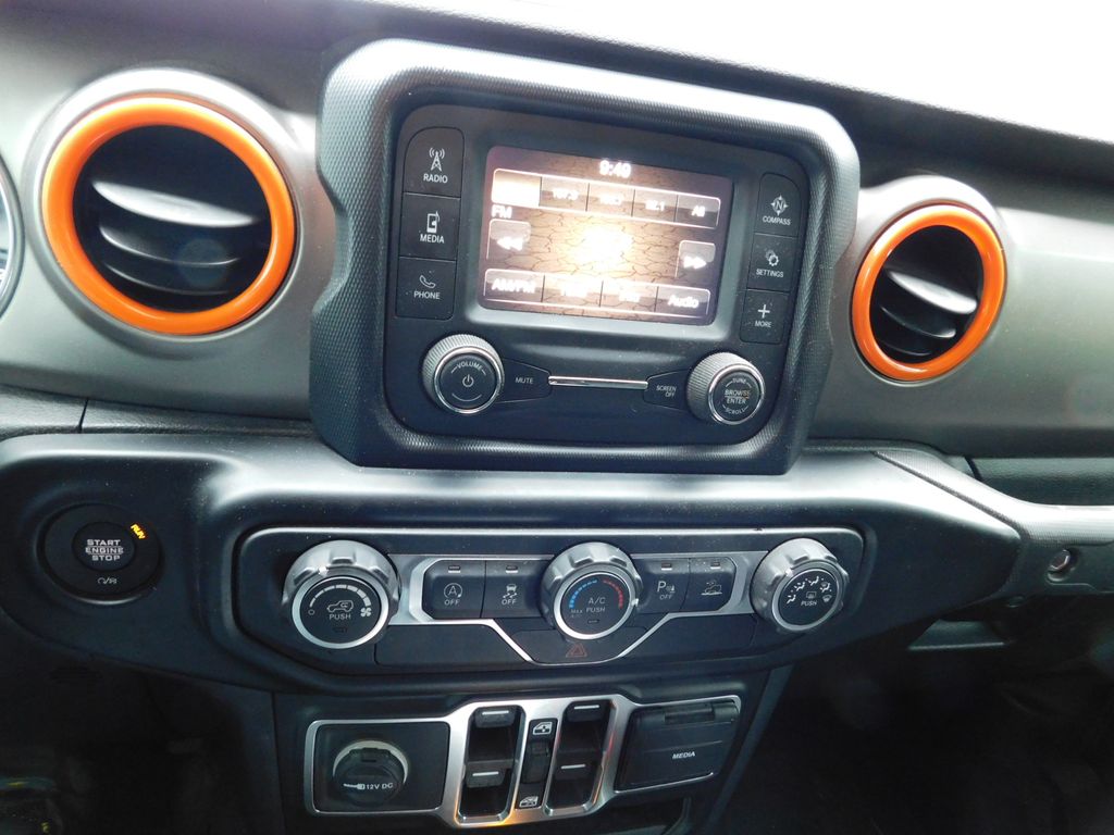 Thumbnail: 2020 Jeep Gladiator - 9