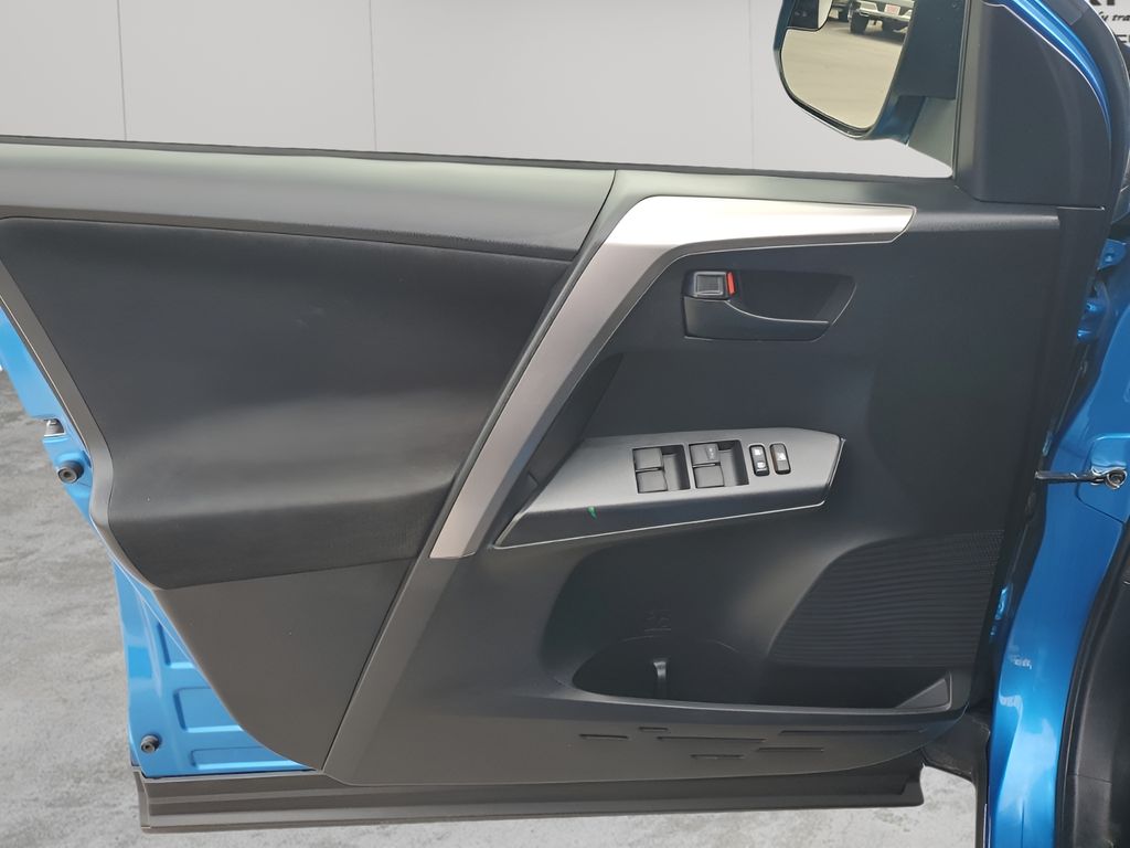 Used Car 2017 Toyota Rav4  Le For Sale Under $20,000 In Austin, Texas