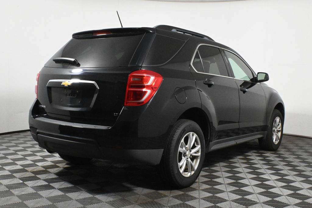 Thumbnail: 2017 Chevrolet Equinox - 7