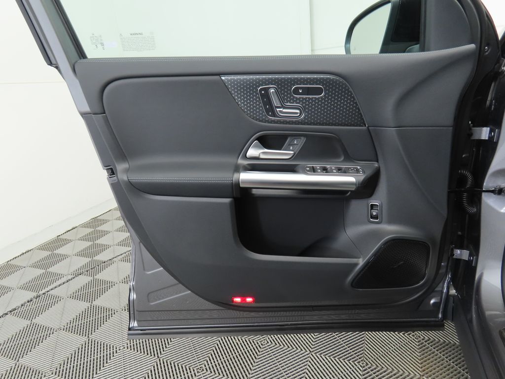 Thumbnail: 2026 Mercedes-Benz GLA - 26