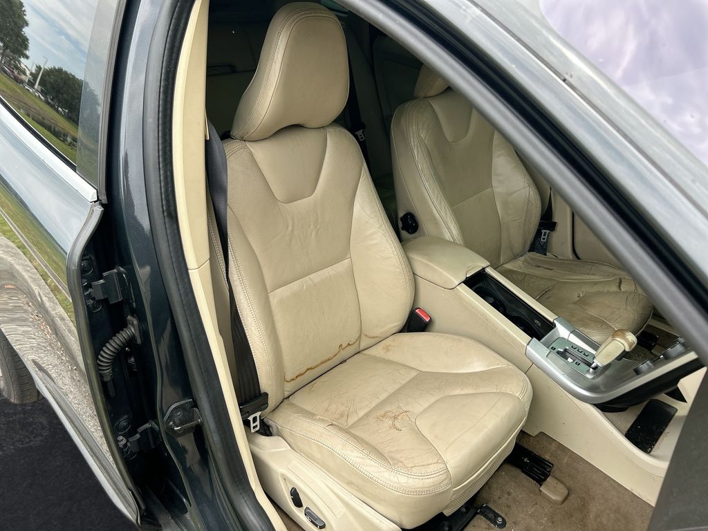 Thumbnail: 2011 Volvo XC60 - 30