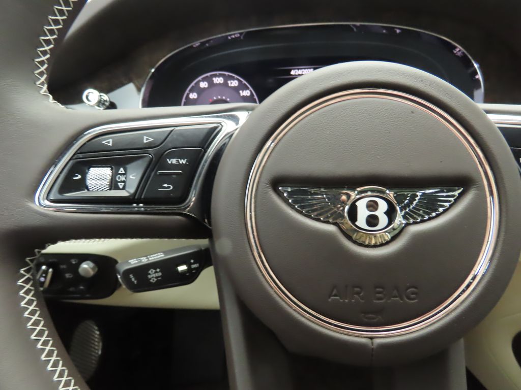 2023 Bentley Bentayga Speed 11