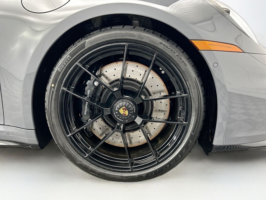 Thumbnail: 2026 Porsche 911 - 31