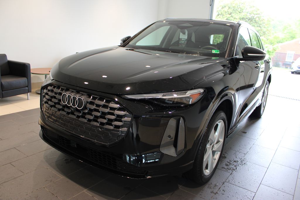New 2025 Black Audi 2.0T Premium Plus image 4
