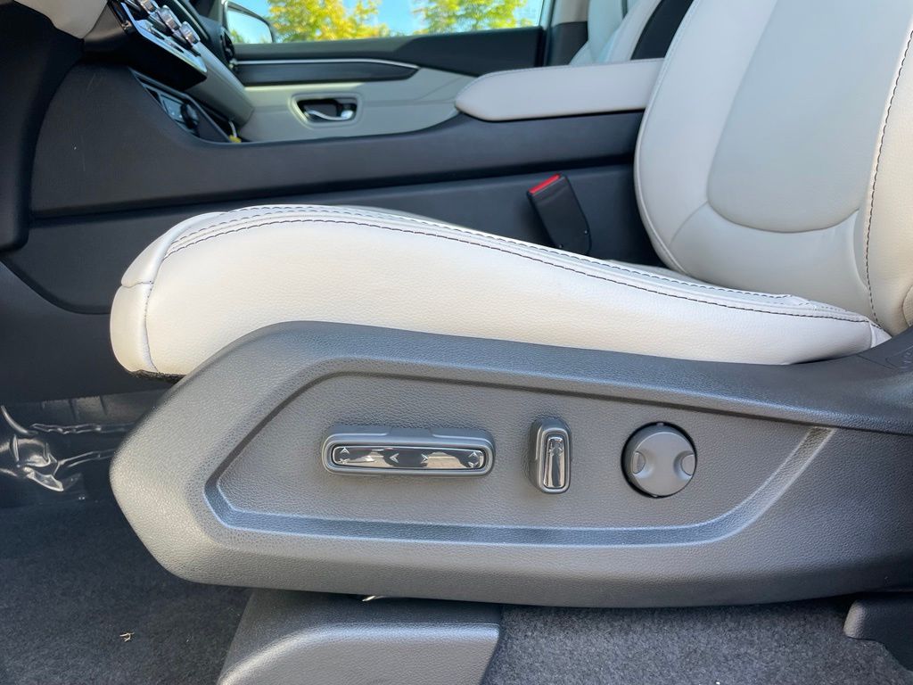 Thumbnail: 2026 Honda Pilot - 27