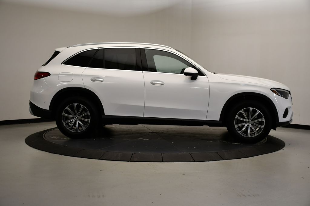 Thumbnail: 2026 Mercedes-Benz GLC - 6