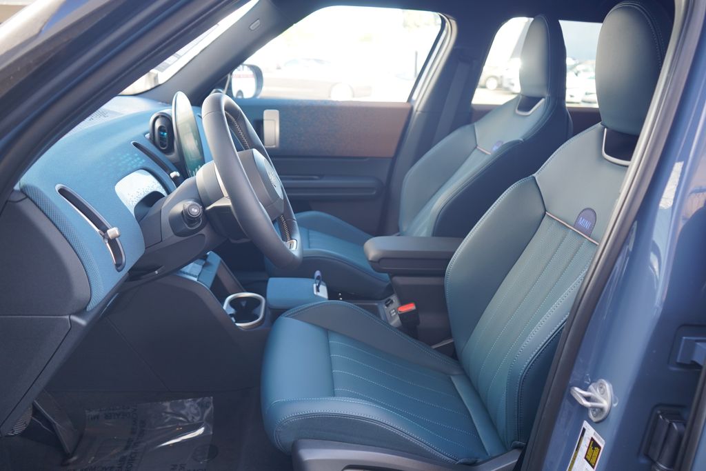 Thumbnail: 2026 MINI Cooper Countryman - 6