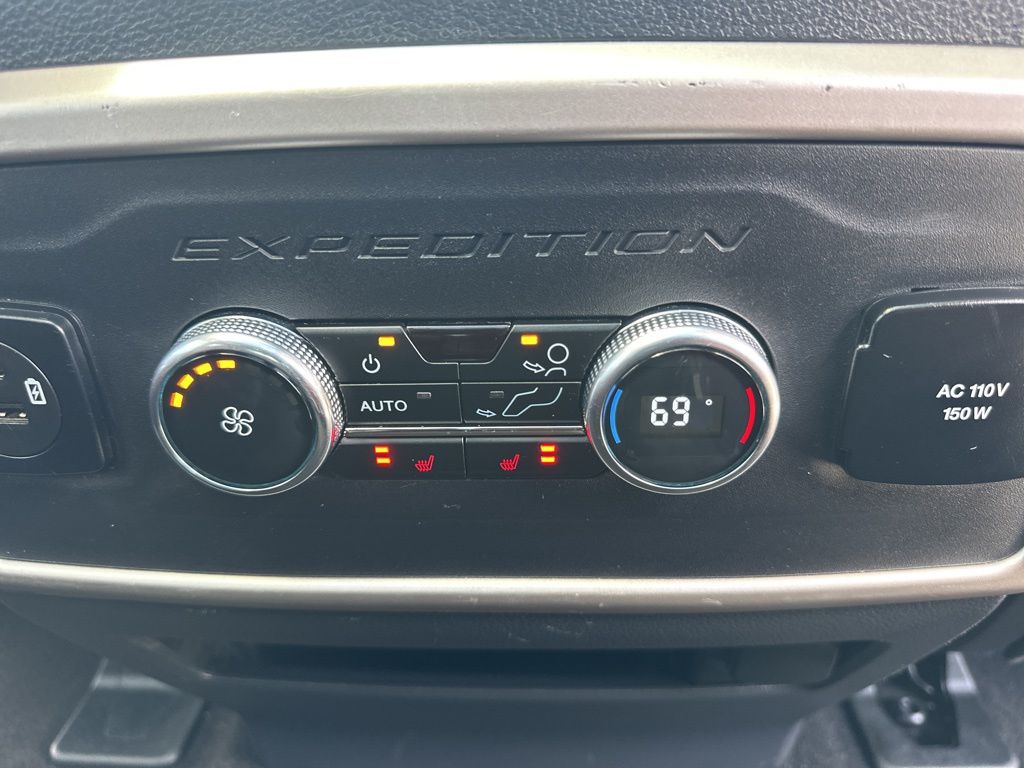 2023 Oxford White Ford Expedition Limited RWD SUV