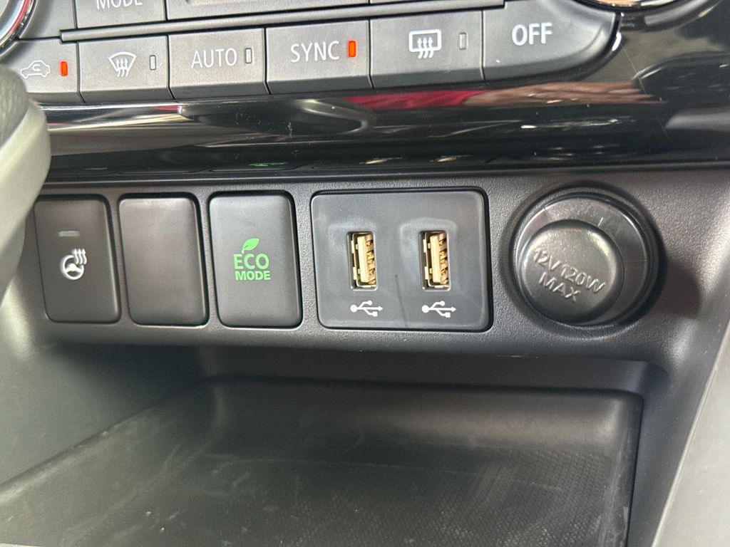 2025 Mitsubishi Eclipse Cross SEL - Photo 30