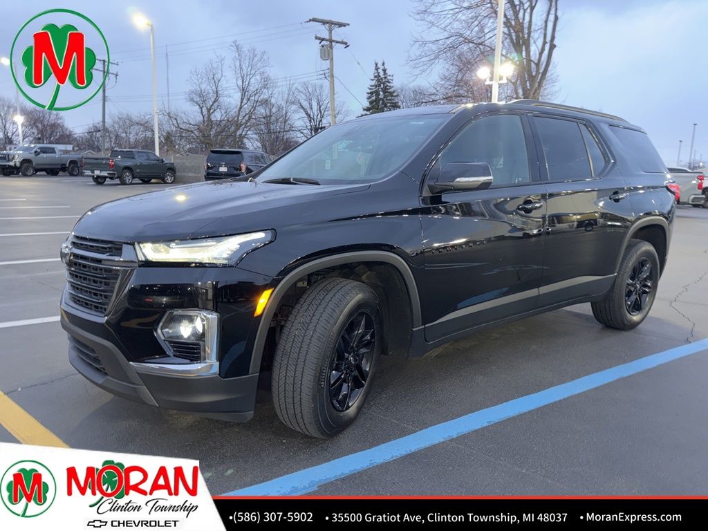 Mosaic Black Metallic 2023 Chevrolet Traverse LT Cloth FWD SUV / Crossover Front-Wheel Drive 9-Speed Automatic
