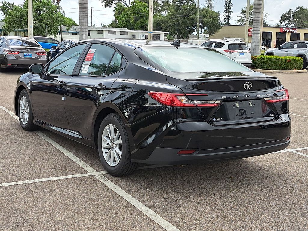 2026 Toyota Camry LE photo 4