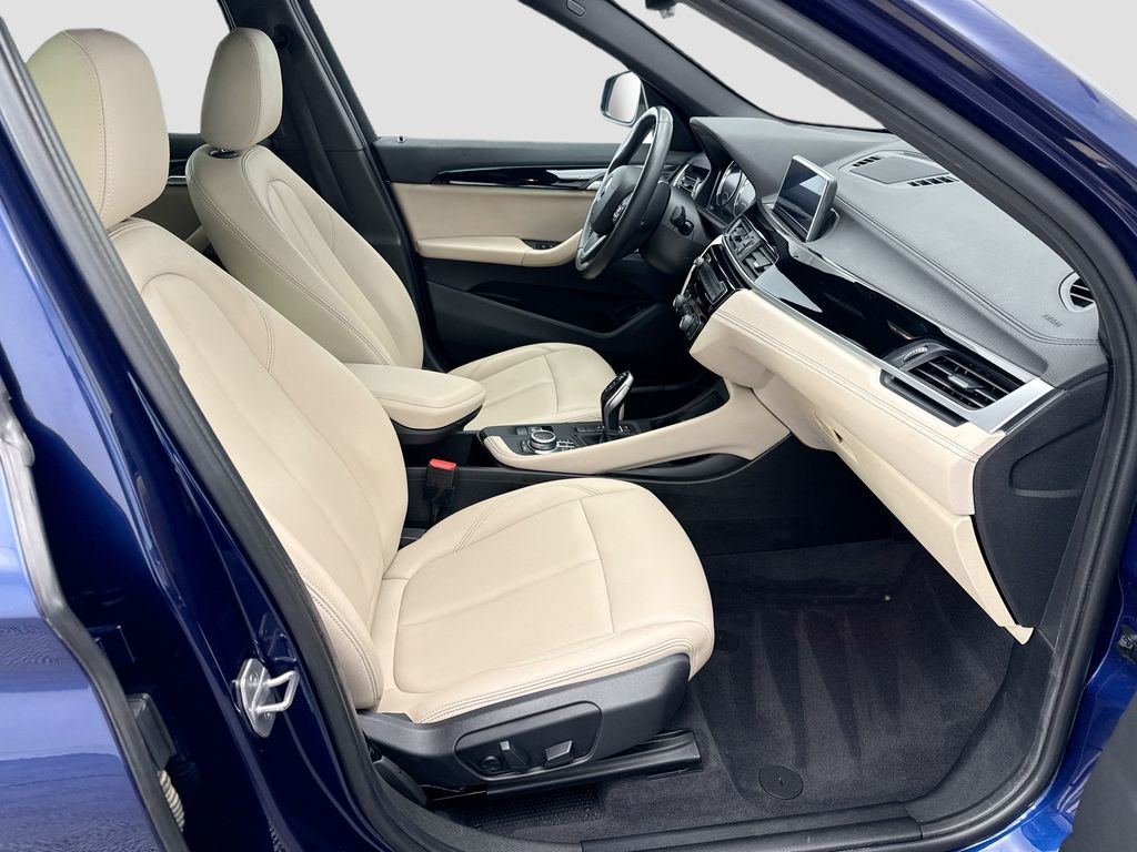 Thumbnail: 2020 BMW X1 - 19