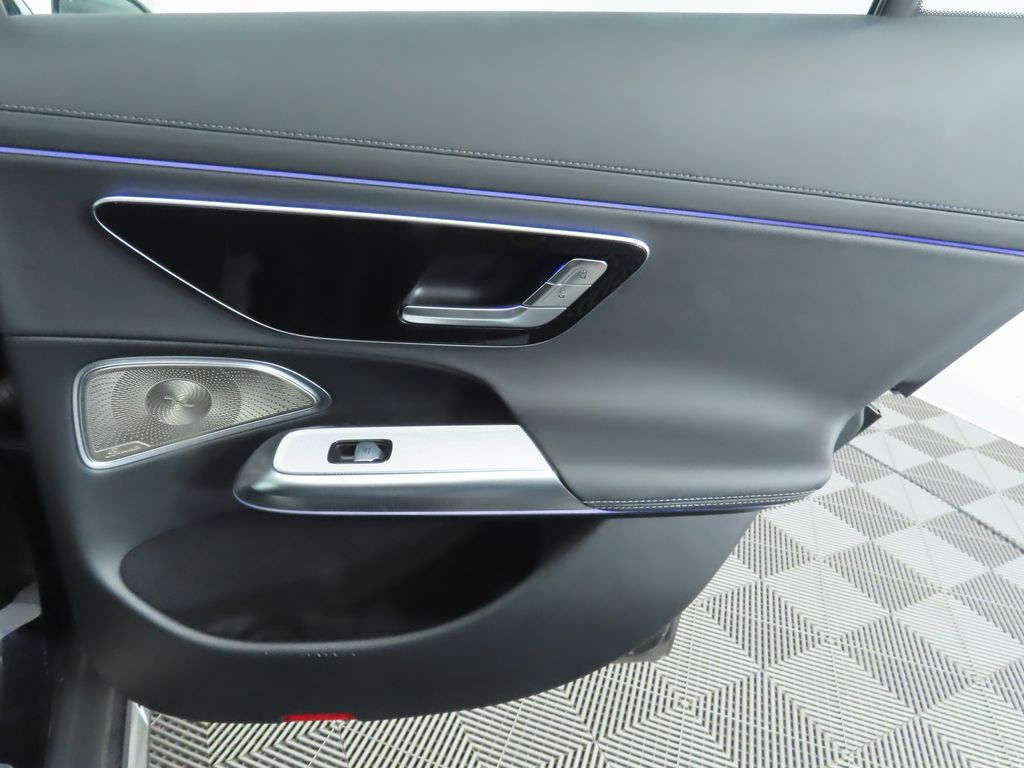 Thumbnail: 2025 Mercedes-Benz E-Class - 28