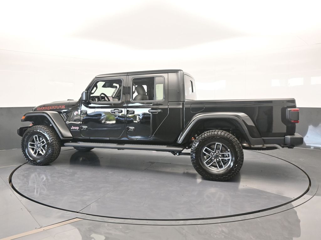 New 2026 Black Clearcoat Jeep Mojave image 3