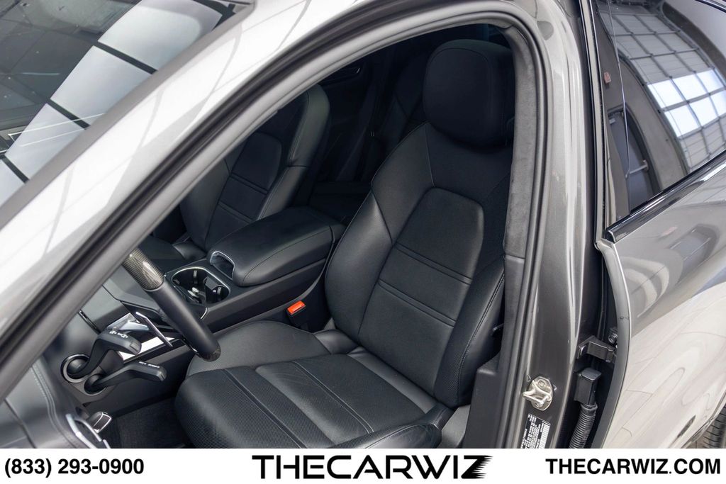 2023 Porsche Cayenne Coup Turbo - Photo 62