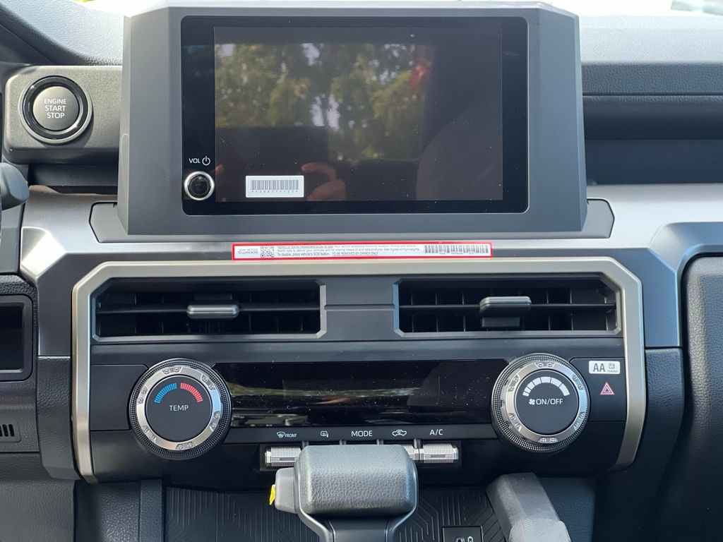 2025 Toyota Tacoma SR5 Double Cab photo 19