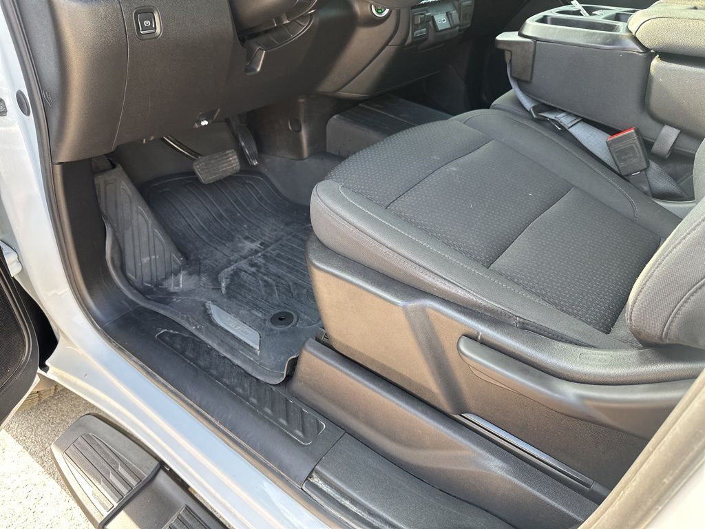 Used 2024 White GMC Pro image 28