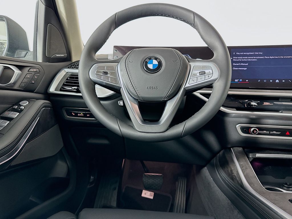 2025 BMW X7 xDrive40i 19