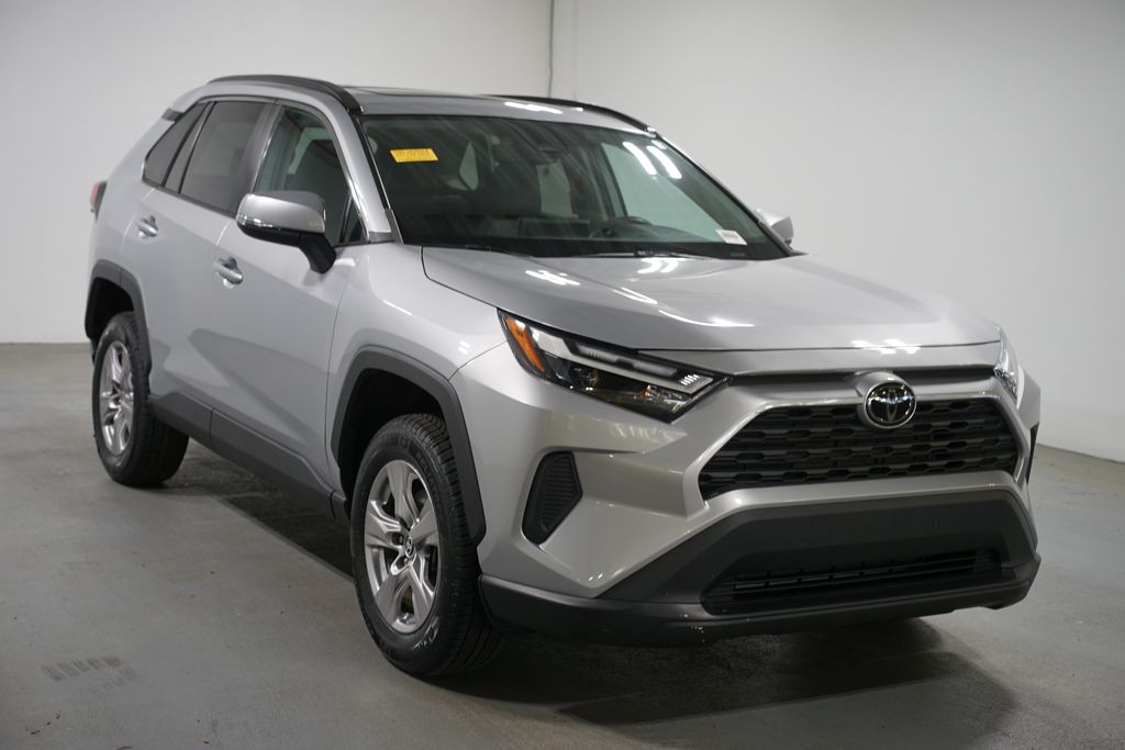 Thumbnail: 2023 Toyota RAV4 - 3