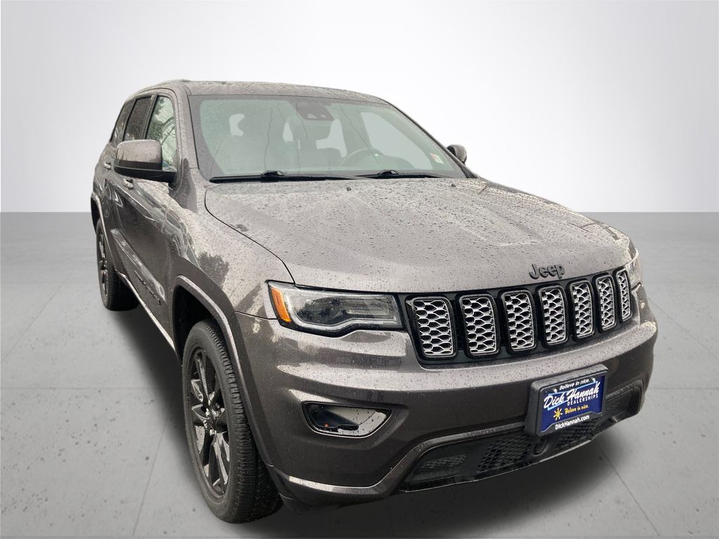 Used 2021 Jeep Grand Cherokee Laredo X with VIN 1C4RJFAG8MC778599 for sale in Gladstone, OR