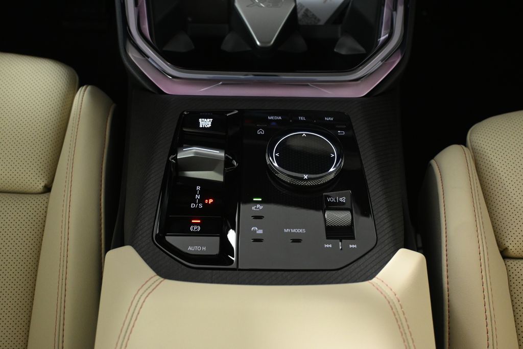 Thumbnail: 2026 BMW X3 - 24