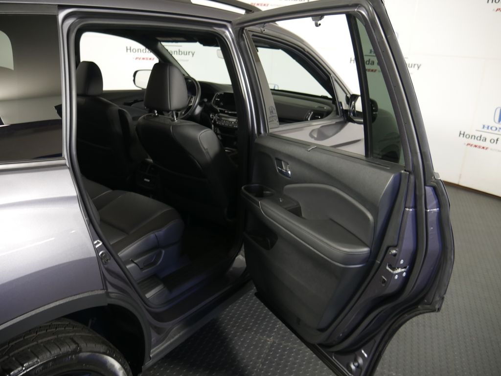 Thumbnail: 2020 Honda Passport - 8