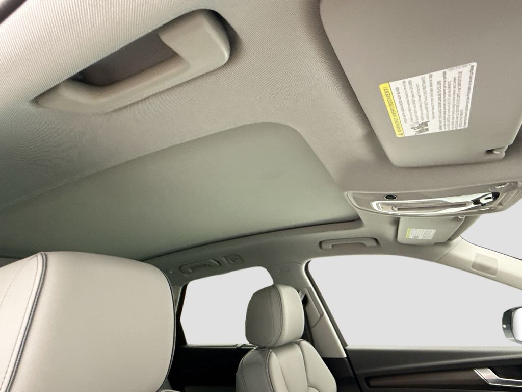 Thumbnail: 2025 Audi Q5 - 17