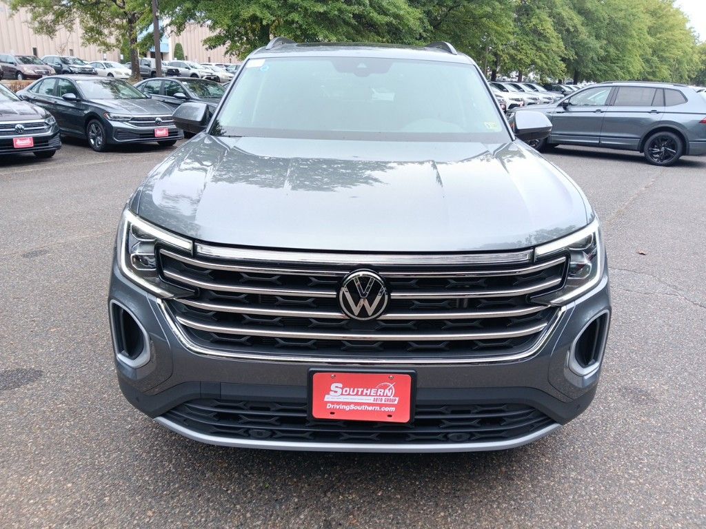 2024 Volkswagen Atlas 2.0T SE w/Technology 8