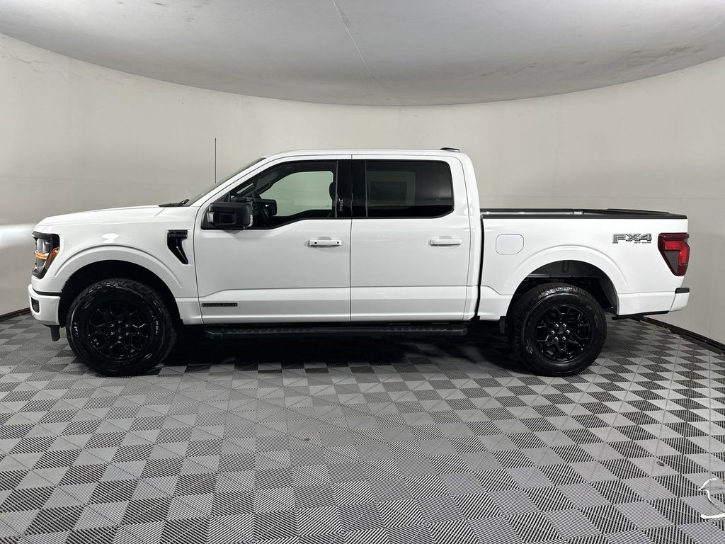 2024 Ford F-150 XLT 4