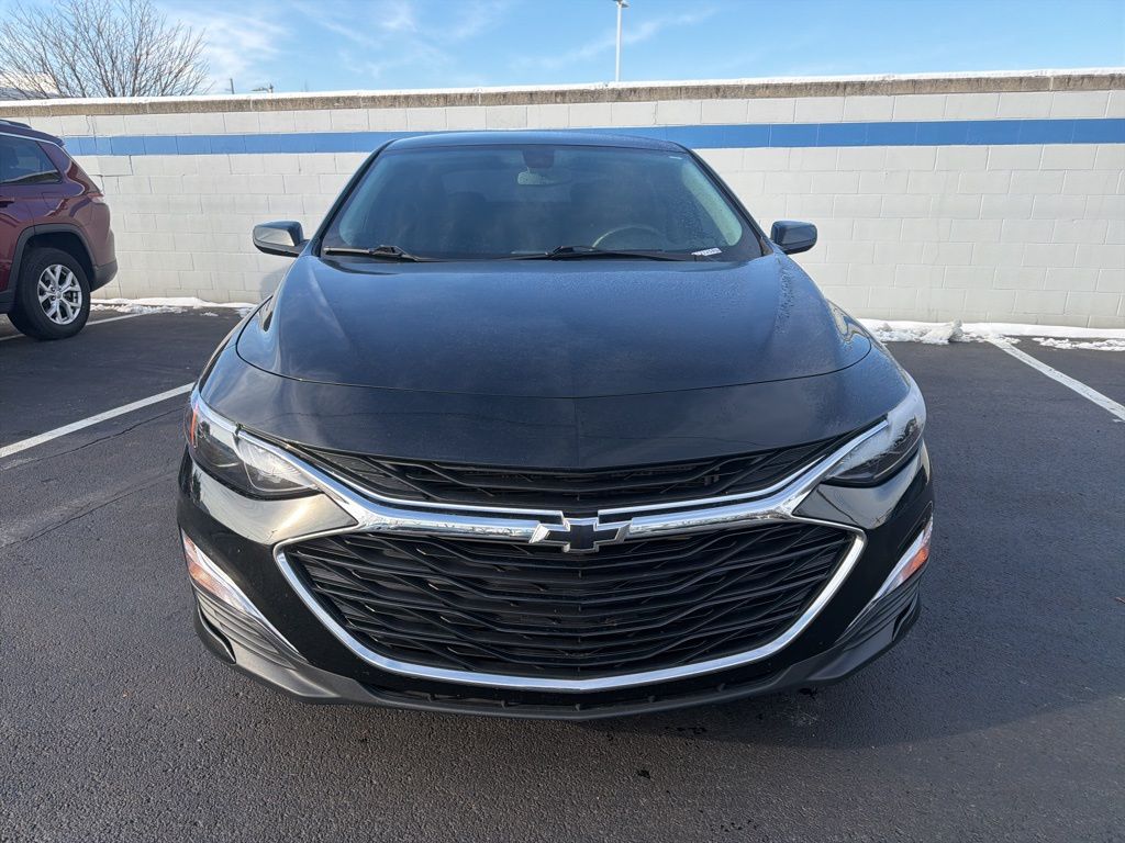 Thumbnail: 2022 Chevrolet Malibu - 8