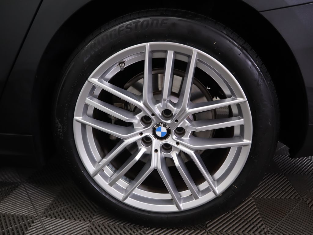 2024 BMW 5 Series 530i xDrive 32
