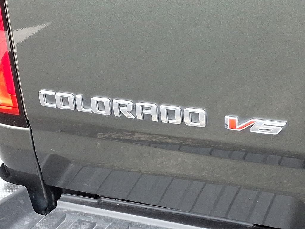 Thumbnail: 2017 Chevrolet Colorado - 29