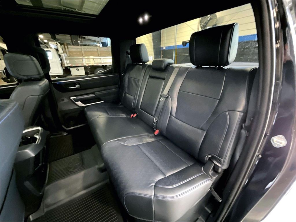2024 Toyota Tundra — photo 15
