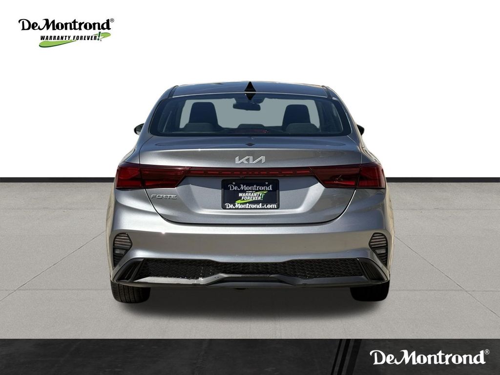 Used 2024 Steel Gray Kia LXS image 6