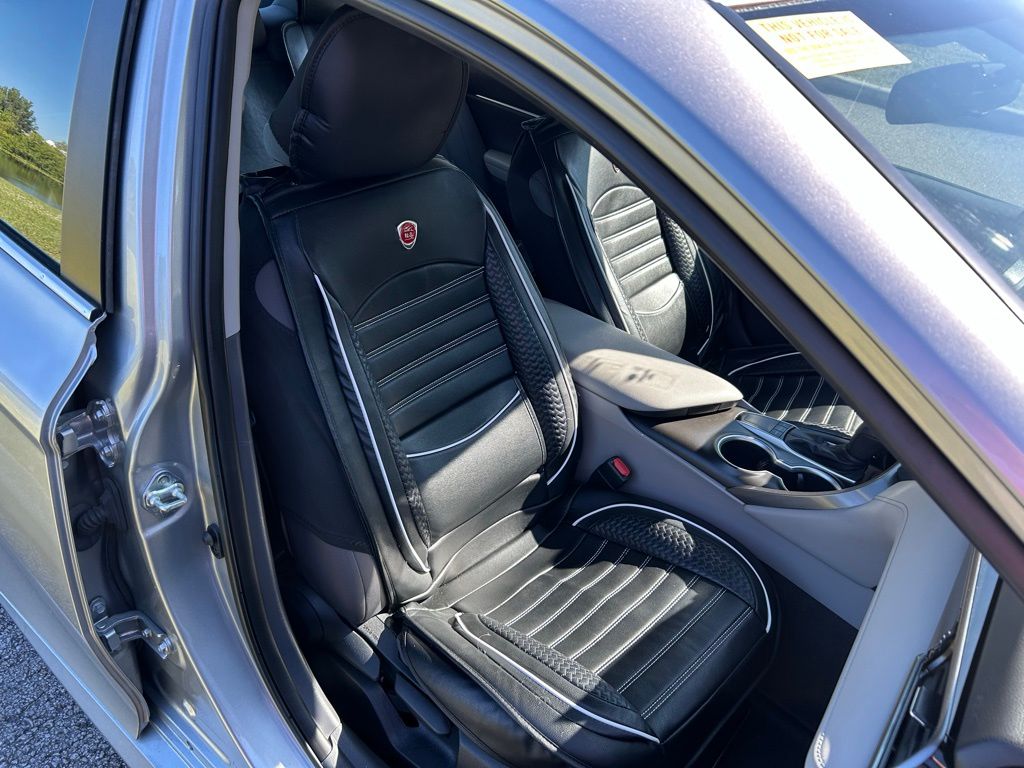 Thumbnail: 2023 Toyota Camry - 14