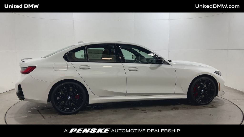 Thumbnail: 2025 BMW 3 Series - 9