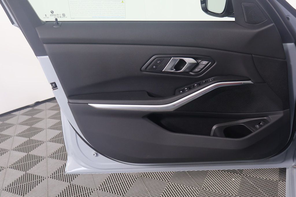 2025 BMW 3 Series 330i 7