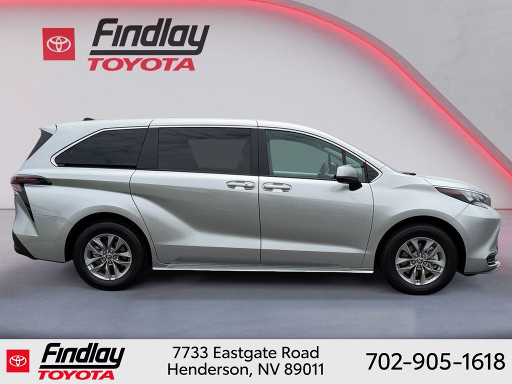 Used 2025 Toyota Sienna Van