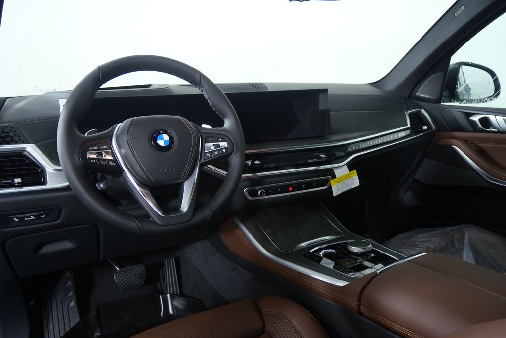 Thumbnail: 2026 BMW X5 - 16
