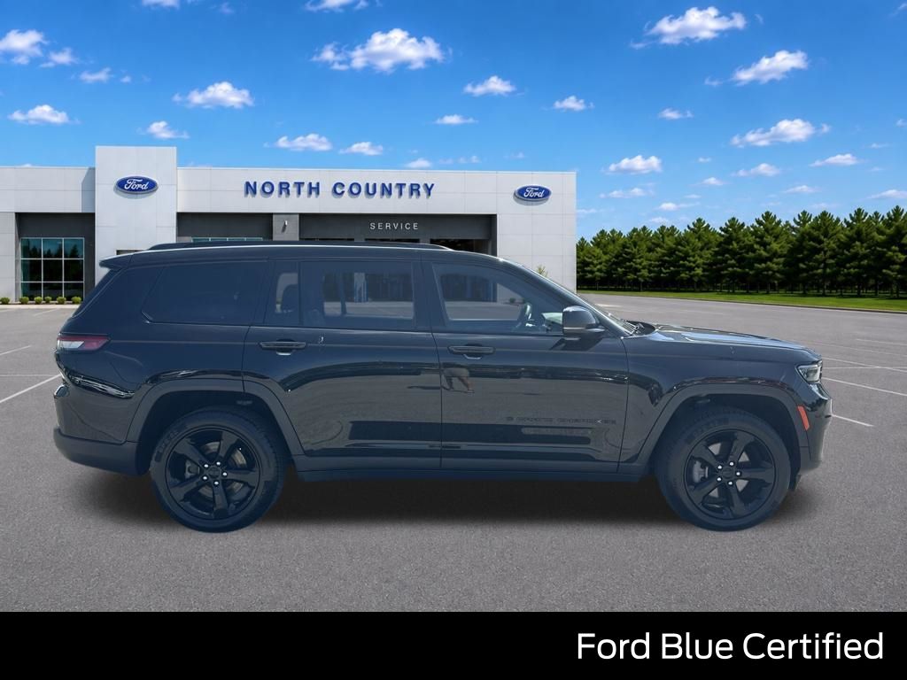 Diamond Black Crystal Pearlcoat 2023 Jeep Grand Cherokee L SUV / Crossover Four-Wheel Drive 8-Speed Automatic