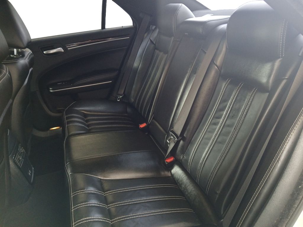 Bright White Clearcoat 2019 Chrysler 300 S RWD Sedan Rear-Wheel Drive 8-Speed Automatic