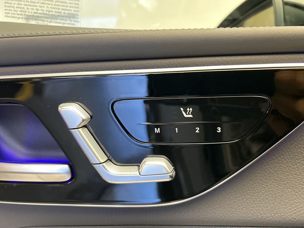 Thumbnail: 2026 Mercedes-Benz GLC - 22