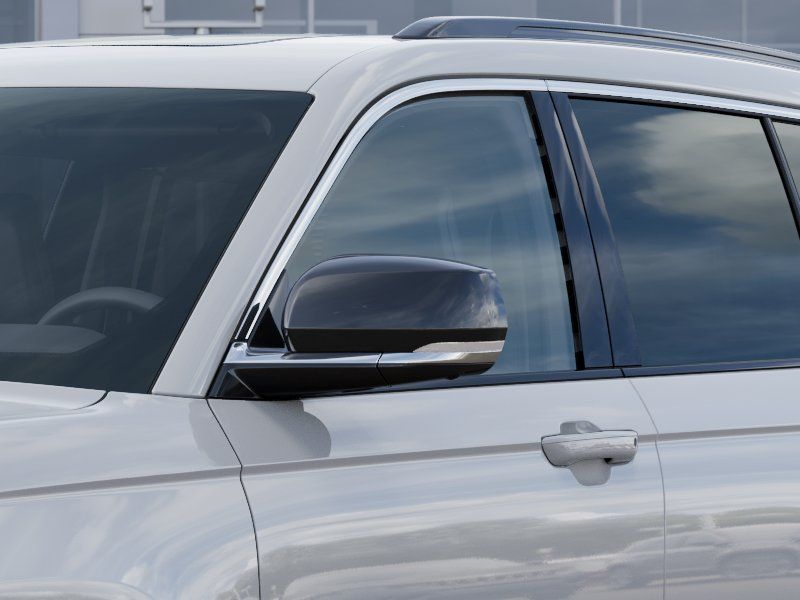 New 2025 White Jeep Overland image 13